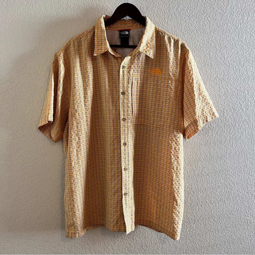 The North Face Short Sleeve Plaid Button Down Shirt Size XL